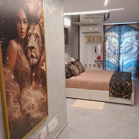 Lion - & Bed and Breakfast 4*