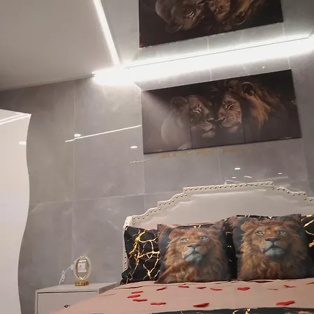 Lion - & Bed & Breakfast Caltagirone